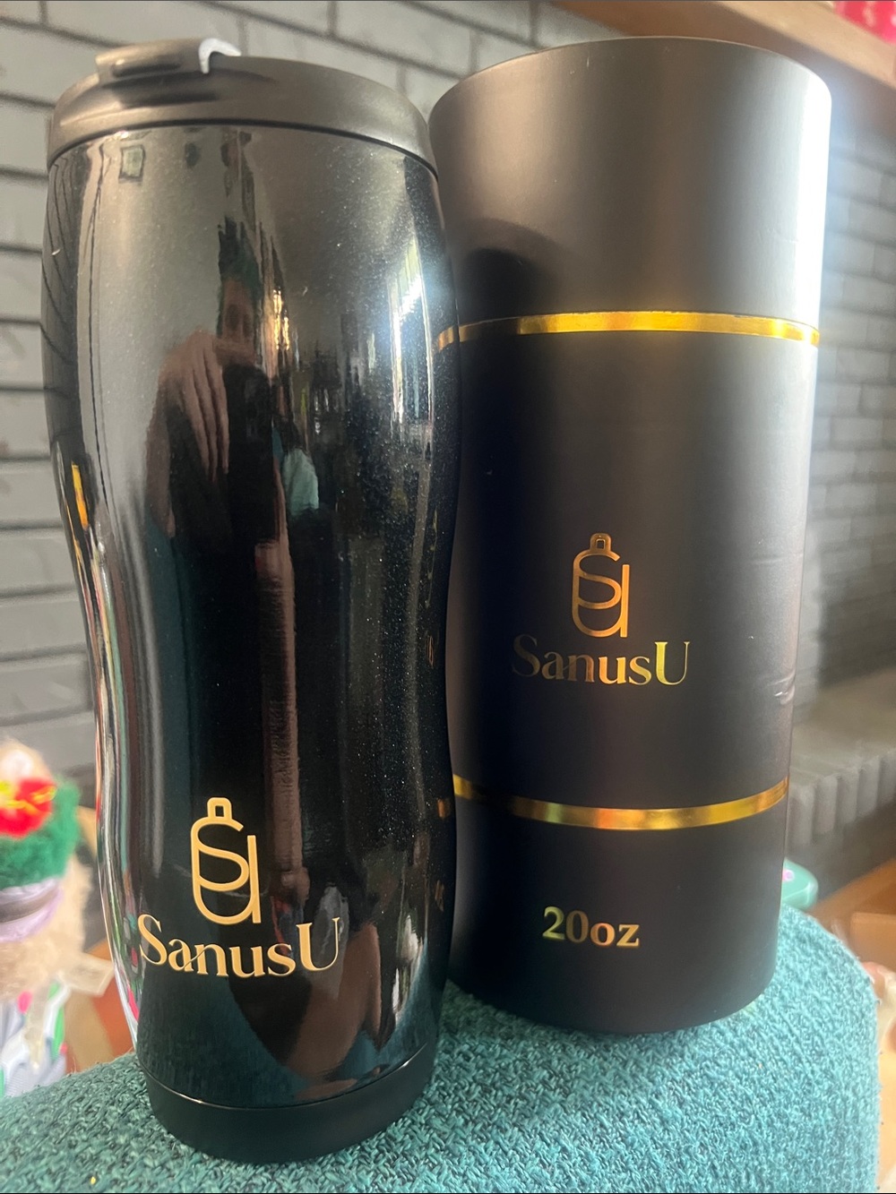 20oz Black Travel Tumbler - Insulated Stainless Steel - with stash spot!